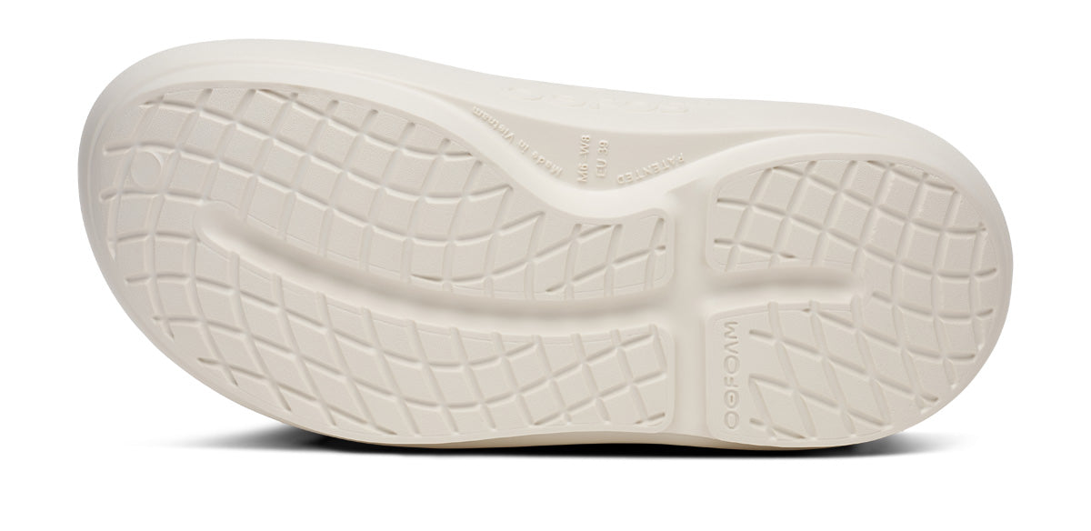 Men's Cloog PLUS Clog - Chalk - Image 8
